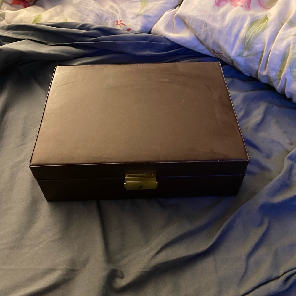 Tech Swiss leather watch case